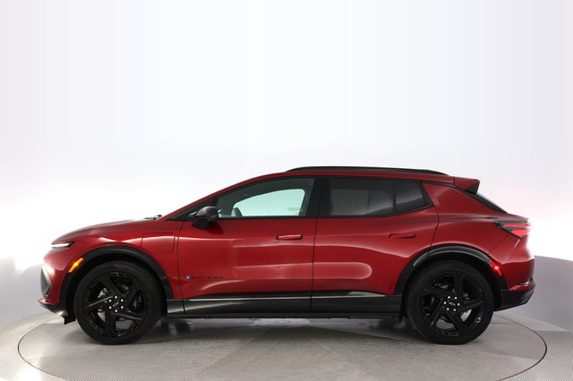 2024 Chevrolet Equinox EV — photo 12 of 21