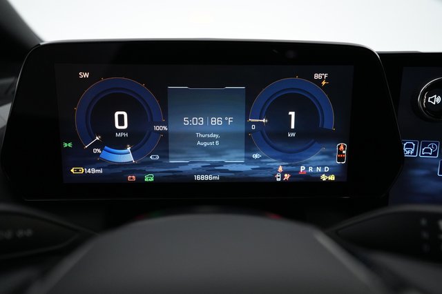 2024 Chevrolet Equinox EV — photo 5 of 21