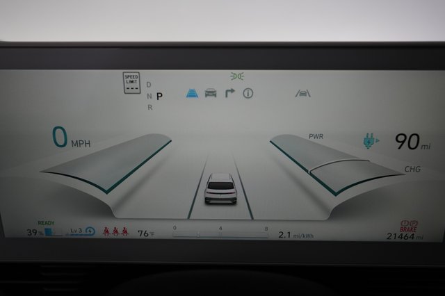 2024 Hyundai IONIQ 5 — photo 5 of 24