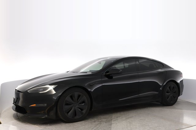 2022 Tesla Model S — photo 14 of 21