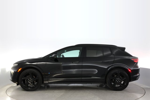 2024 Chevrolet Equinox EV — photo 12 of 19