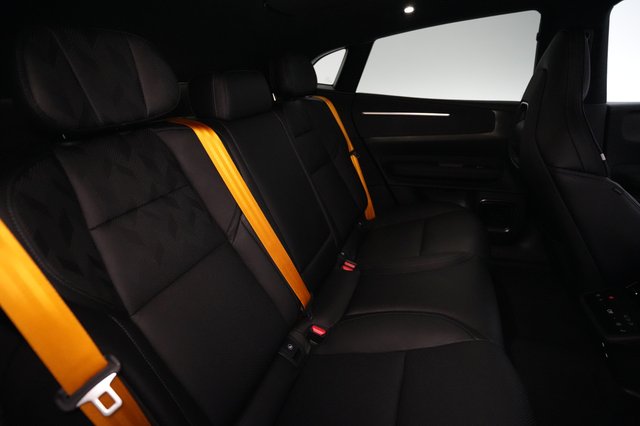2026 Polestar 4 — photo 4 of 23