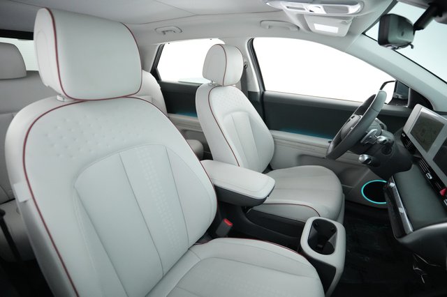 2024 Hyundai IONIQ 5 — photo 18 of 23