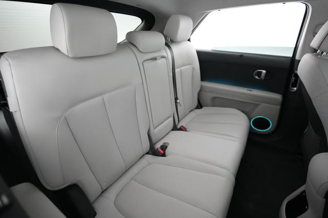2024 Hyundai IONIQ 5 — photo 4 of 23