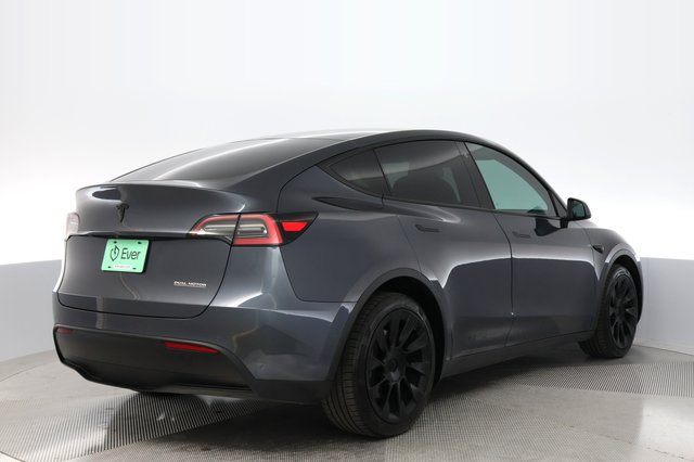 2020 Tesla Model Y — photo 2 of 21