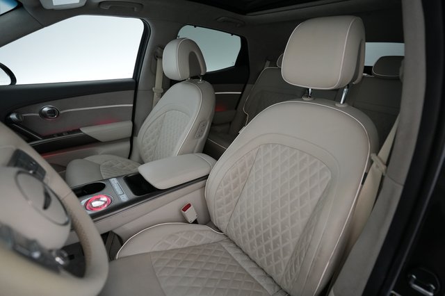 2023 Genesis GV60 — photo 3 of 22