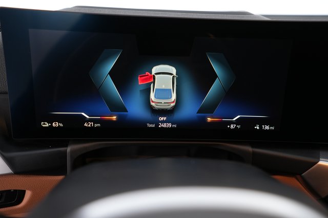 2023 BMW i4 — photo 5 of 22