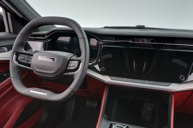 2024 Jeep Wagoneer S — photo 20 of 24