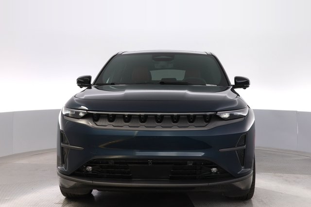 2024 Jeep Wagoneer S — photo 9 of 24