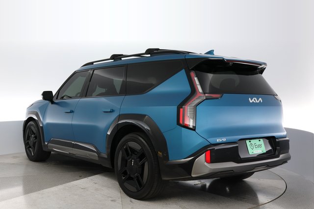 2024 Kia EV9 — photo 11 of 21