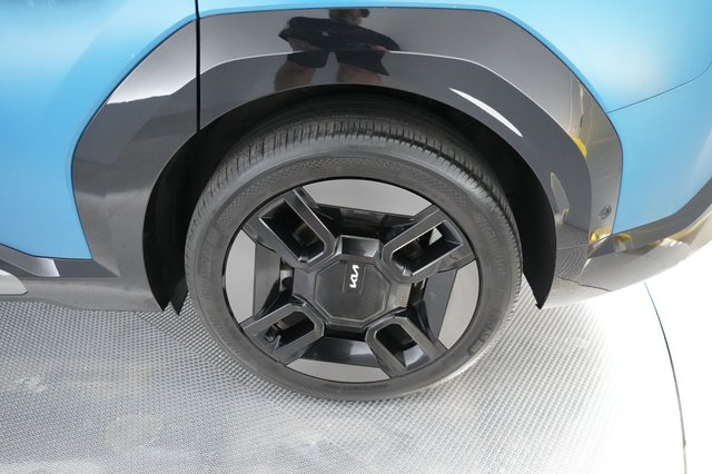 2024 Kia EV9 — photo 15 of 21