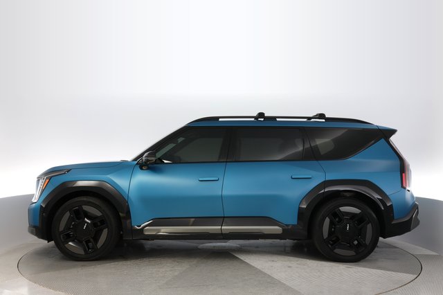 2024 Kia EV9 — photo 12 of 21