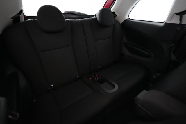2024 Fiat 500e — photo 4 of 19