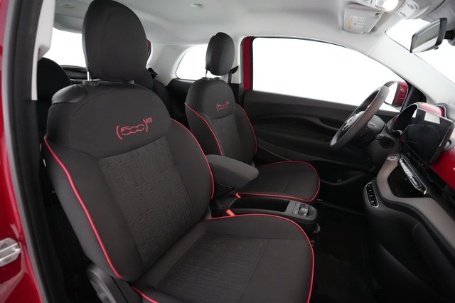 2024 Fiat 500e — photo 16 of 19