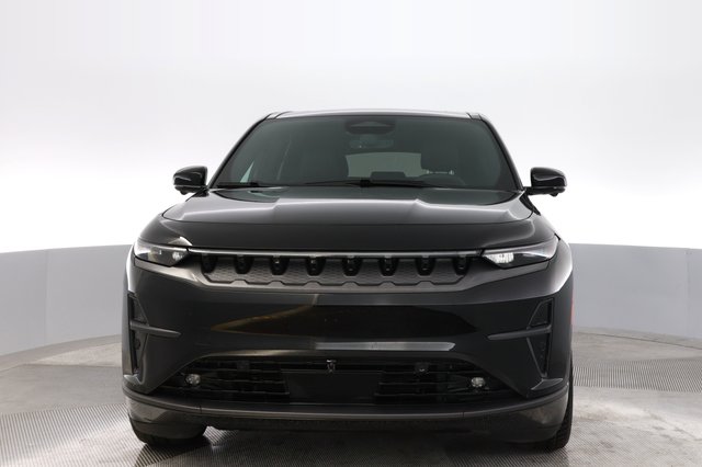 2025 Jeep Wagoneer S — photo 9 of 26