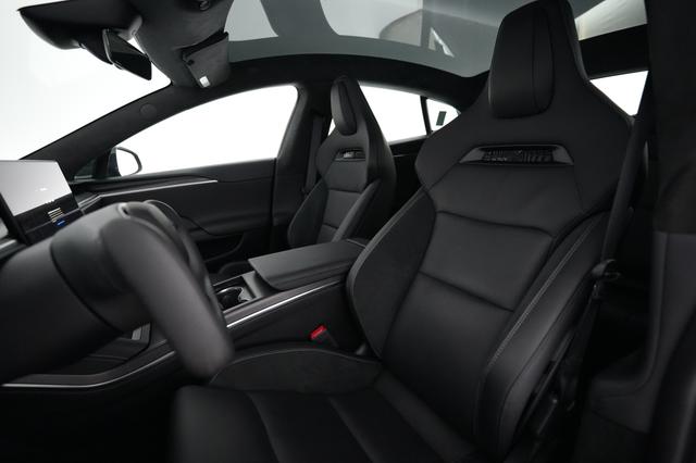 2026 Tesla Model S — photo 3 of 25