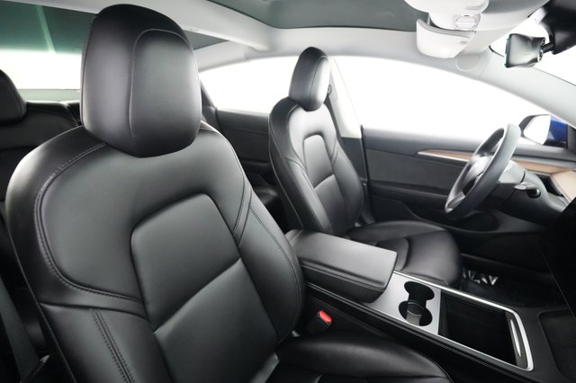 2022 Tesla Model 3 — photo 18 of 26