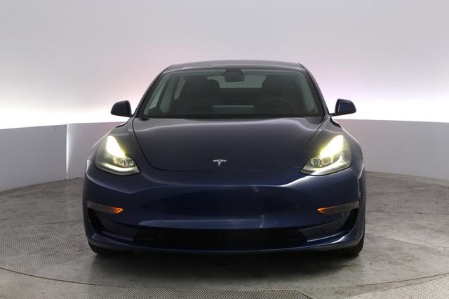 2022 Tesla Model 3 — photo 9 of 26