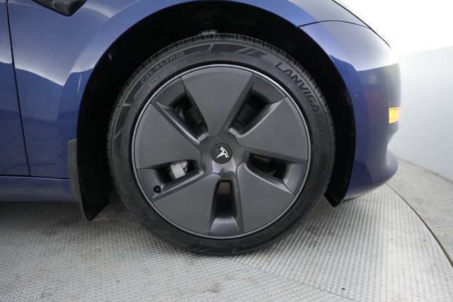 2022 Tesla Model 3 — photo 16 of 26