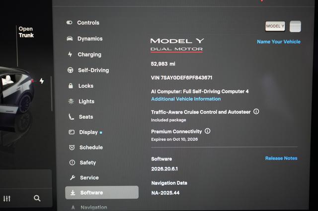 2023 Tesla Model Y — photo 5 of 22