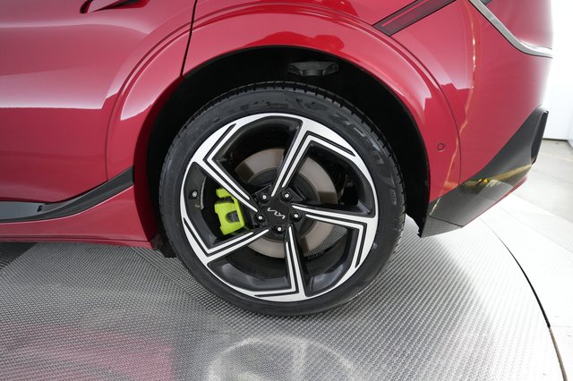 2023 Kia EV6 — photo 15 of 22