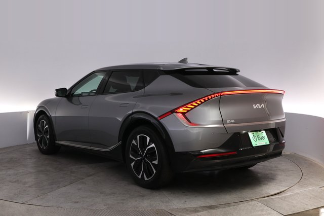 2024 Kia EV6 — photo 13 of 26