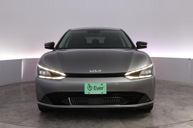 2024 Kia EV6 — photo 9 of 26