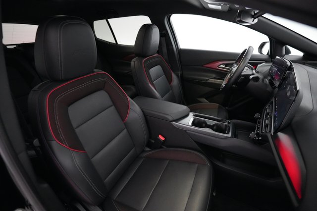 2024 Chevrolet Equinox EV — photo 16 of 21