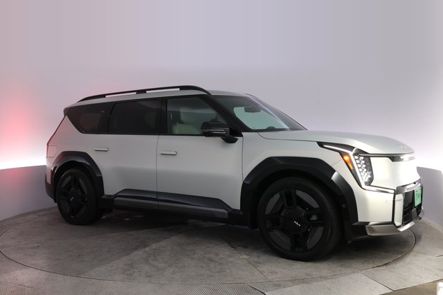 2024 Kia EV9 — photo 11 of 26