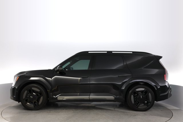 2024 Kia EV9 — photo 12 of 21