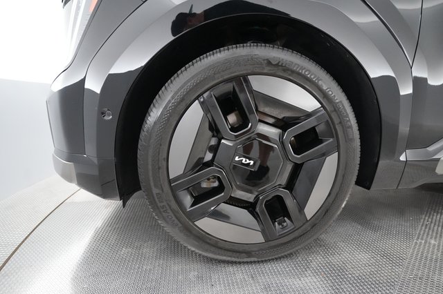 2024 Kia EV9 — photo 14 of 21