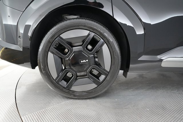 2024 Kia EV9 — photo 7 of 21