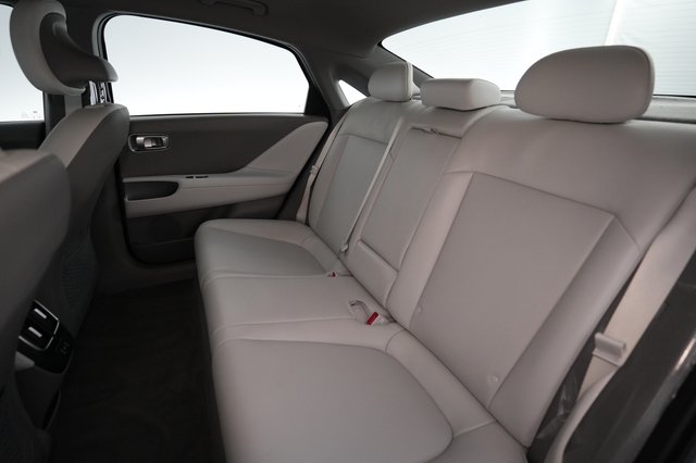 2024 Hyundai IONIQ 6 — photo 19 of 24