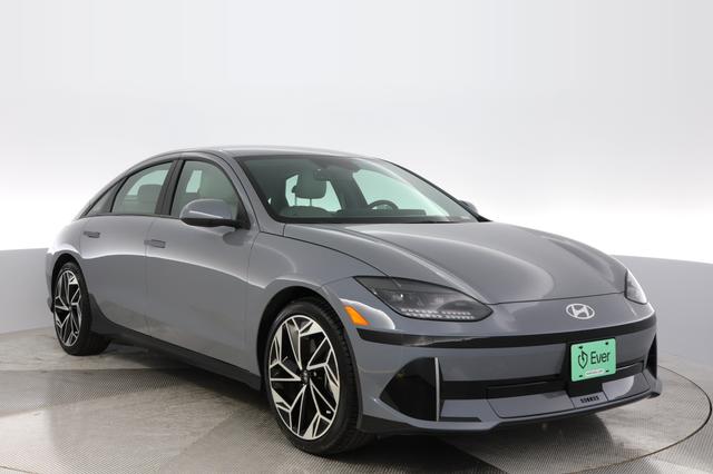 2024 Hyundai IONIQ 6 — photo 10 of 24