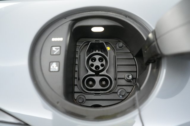 2024 Hyundai IONIQ 6 — photo 8 of 24