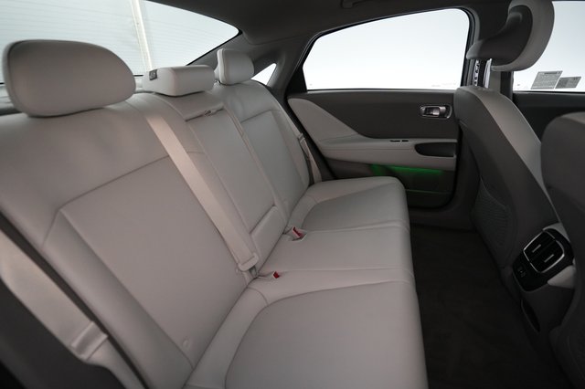 2024 Hyundai IONIQ 6 — photo 4 of 24