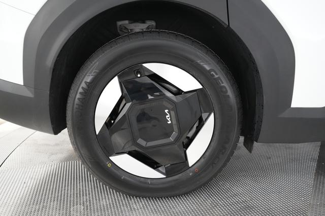 2024 Kia EV9 — photo 7 of 23