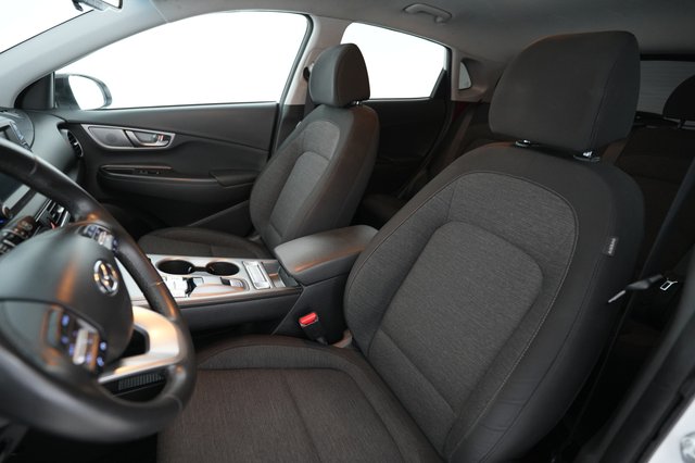 2021 Hyundai Kona Electric — photo 3 of 24