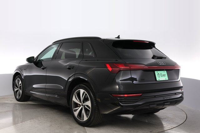 2024 Audi Q8 e-tron — photo 13 of 26