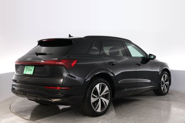 2024 Audi Q8 e-tron — photo 2 of 26