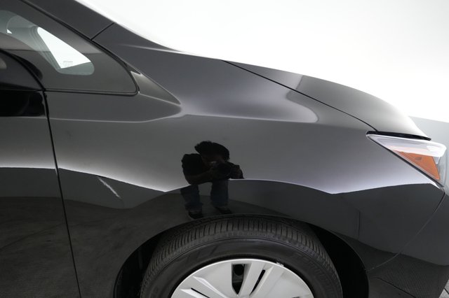 2025 Nissan LEAF — photo 22 of 23
