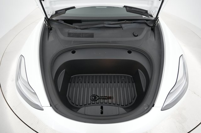 2022 Tesla Model 3 — photo 20 of 21