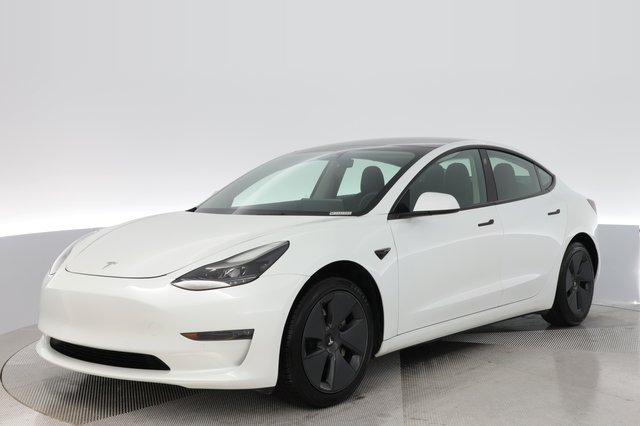 2022 Tesla Model 3 — VIN 5YJ3E1EB3NF210258
