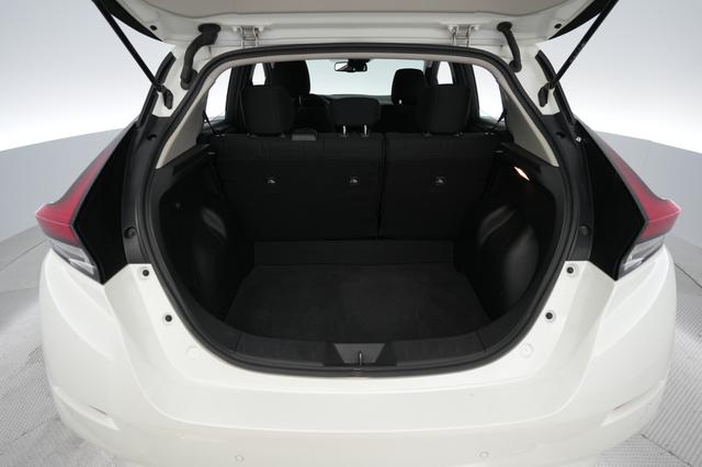 2024 Nissan LEAF — photo 6 of 22