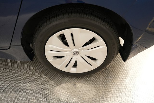 2025 Nissan LEAF — photo 15 of 18