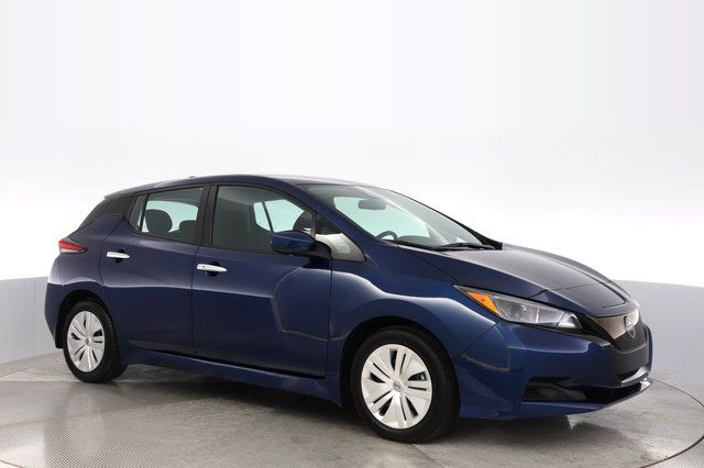 2025 Nissan LEAF — photo 11 of 22