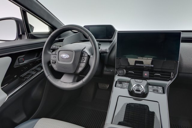 2023 Subaru Solterra — photo 18 of 22