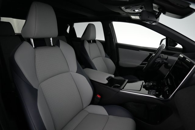 2023 Subaru Solterra — photo 16 of 22
