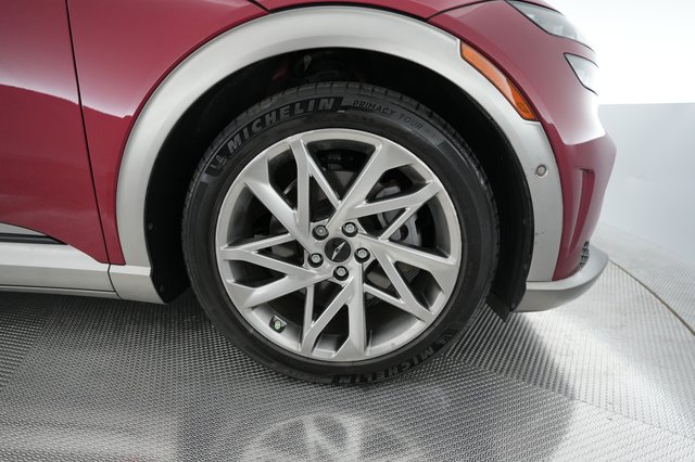 2023 Genesis GV60 — photo 13 of 19
