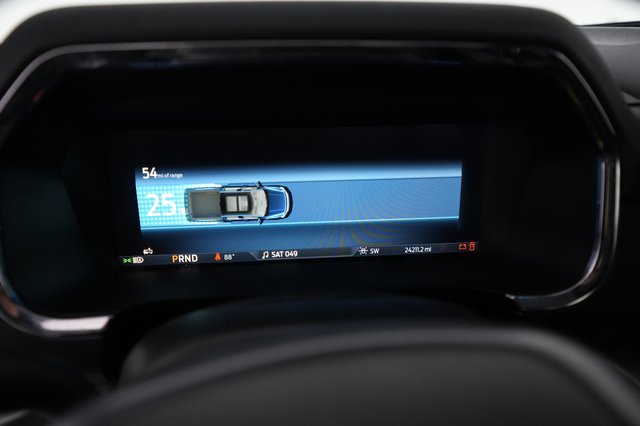 2023 Ford F-150 Lightning — photo 5 of 15